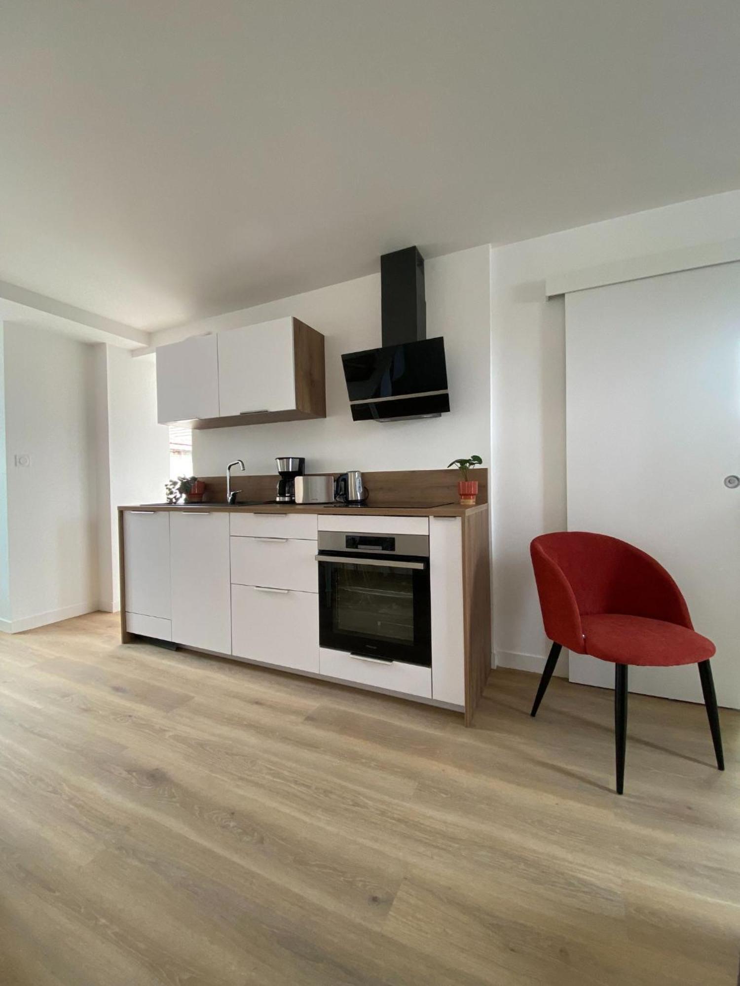 Les De St Mart Apartment Brehal
